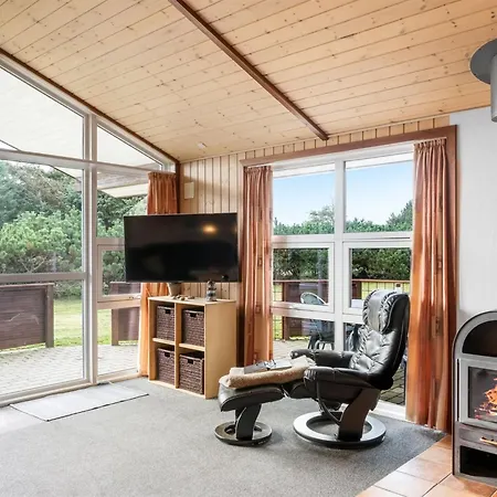 Semesterbostad Thorger - 550m From The Sea By Interhome *