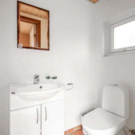 Semesterbostad Thorger - 550m From The Sea By Interhome *